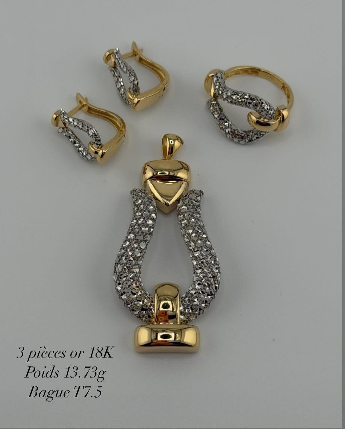 Parure Trio
