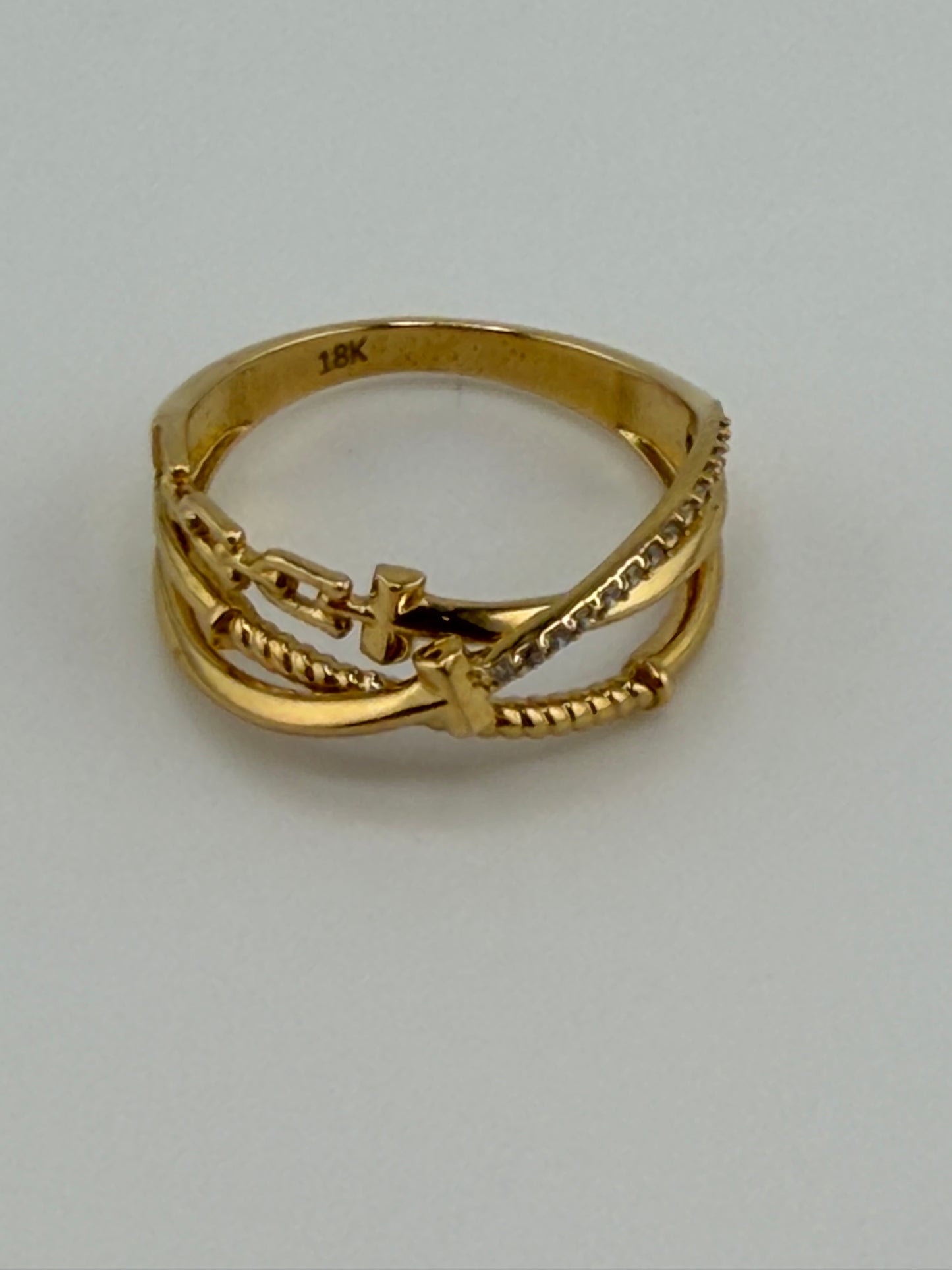 Bague croisée Or 18 Carats avec zircons