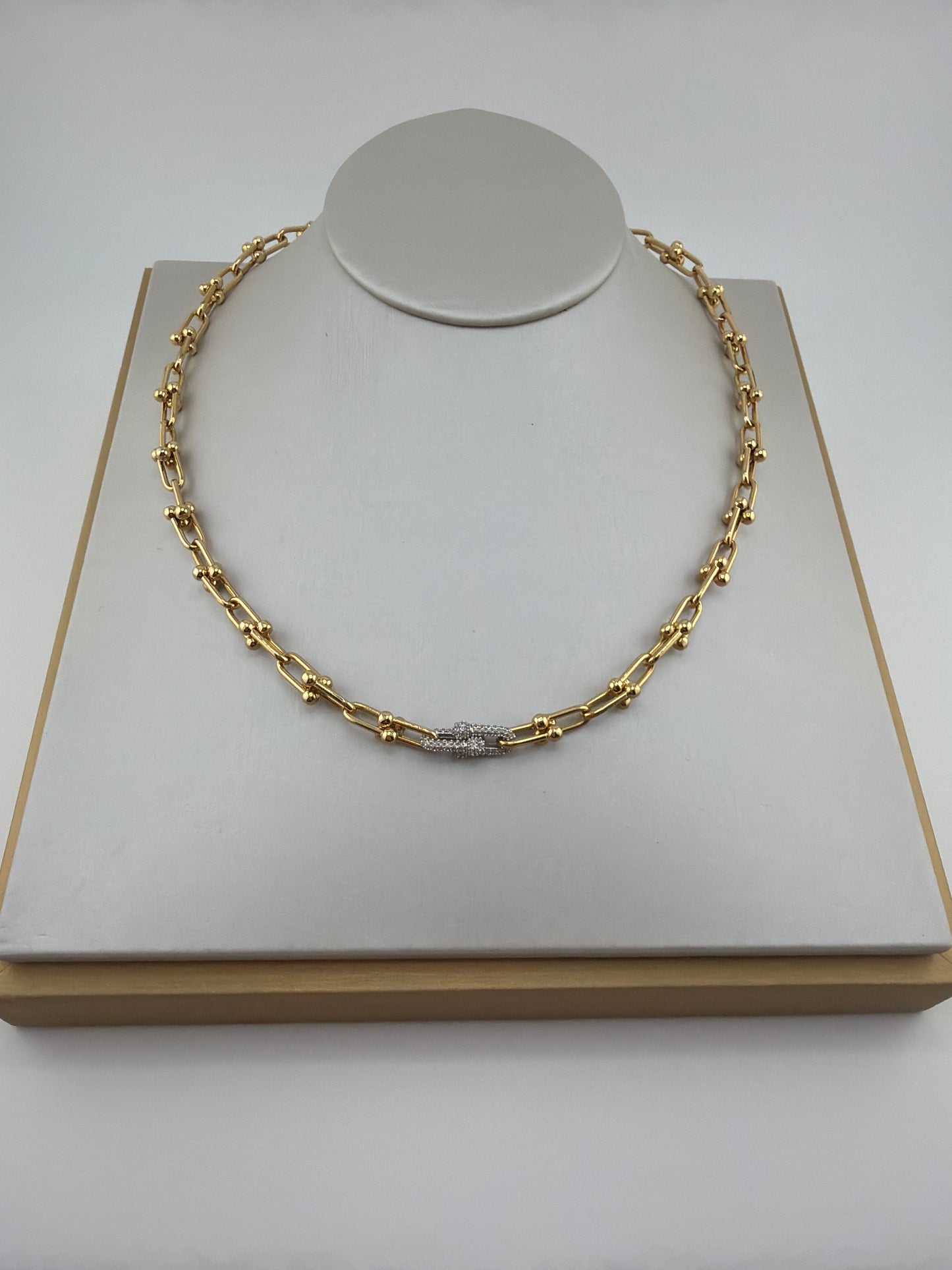 Collier
