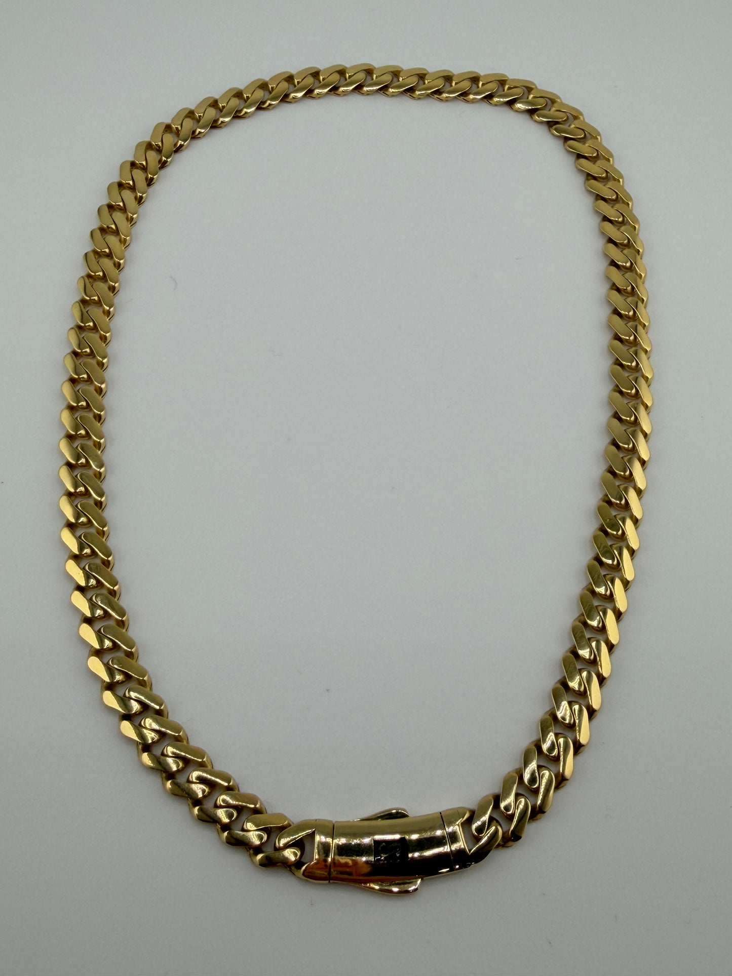 Collier Monaco Chain à maillons larges 8 mm en or 18K – 23,15 g