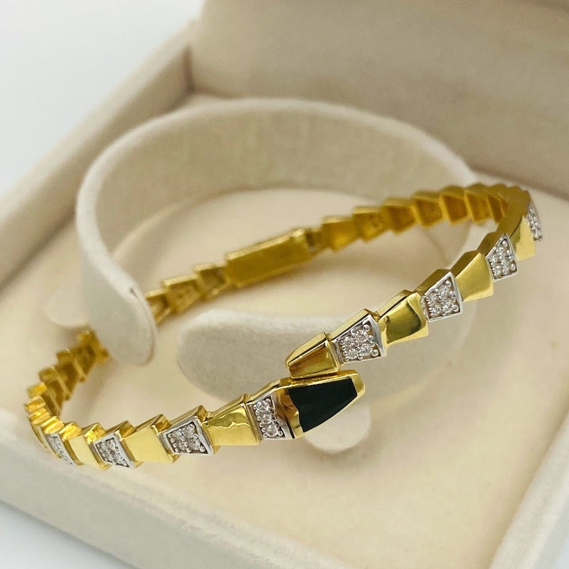 Serpenti Bracelet
