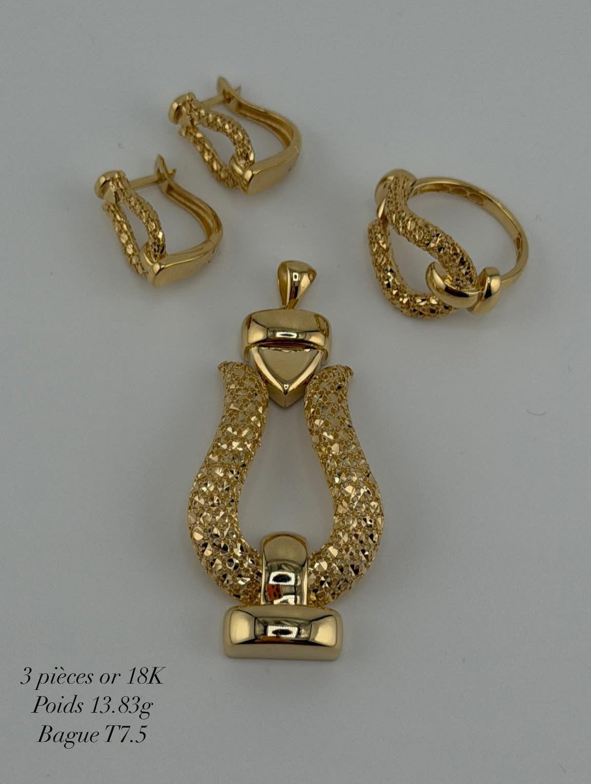 Parure Trio