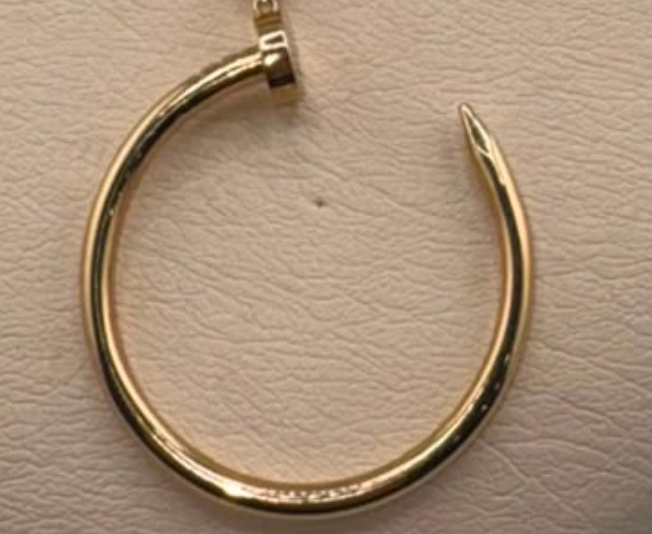 Collier Clou Iconique en Or 18 Carats
