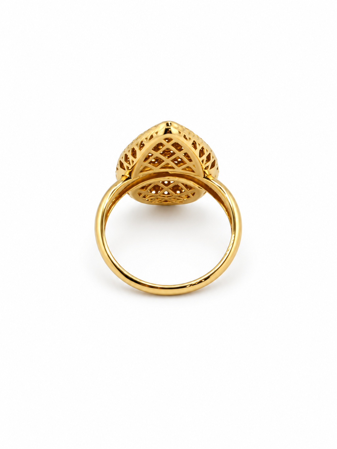Bague élégante en or 18 carats.