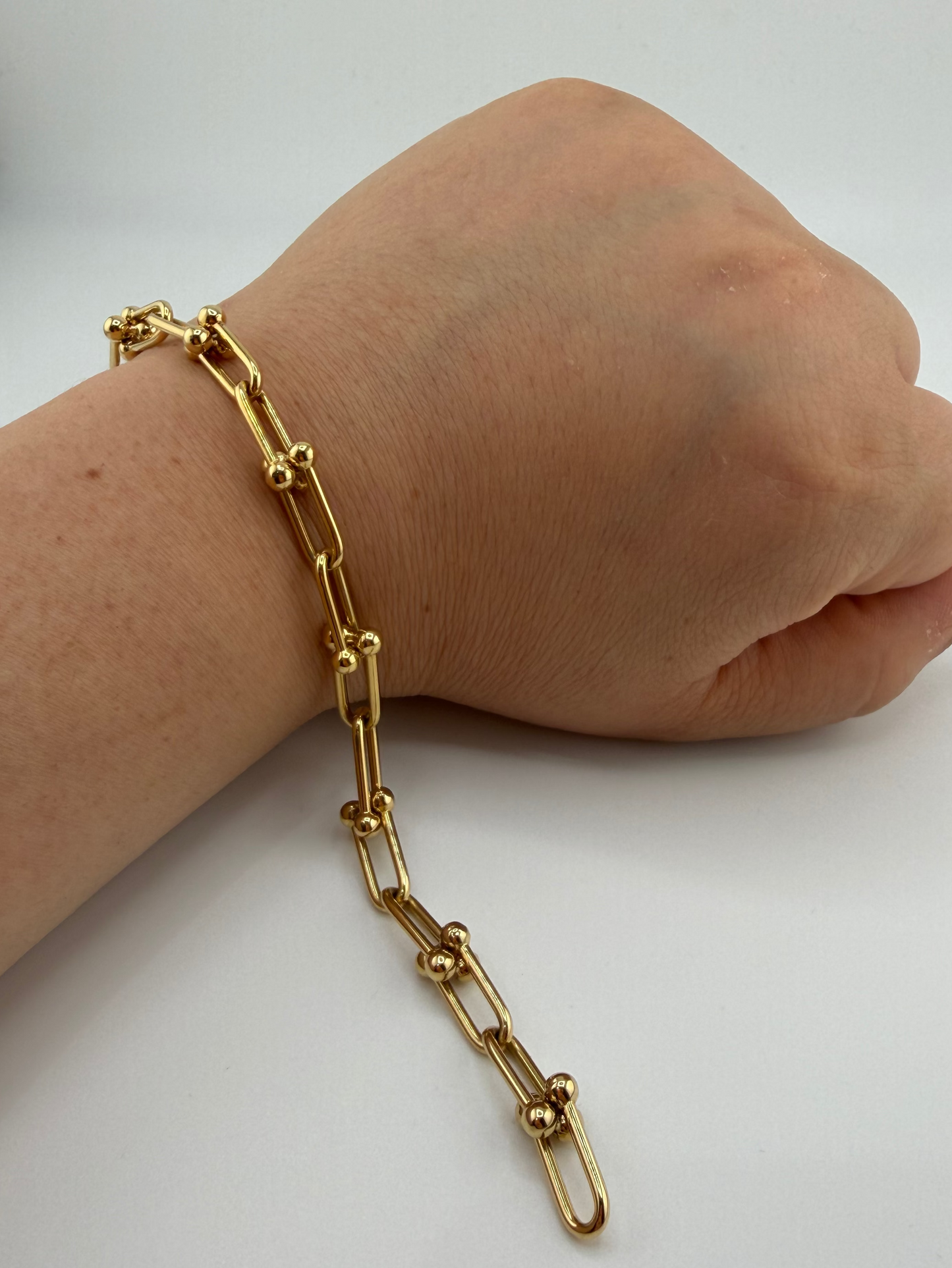 Bracelet à Maillons Uniformes en Or 18 Carats – Style Trombone