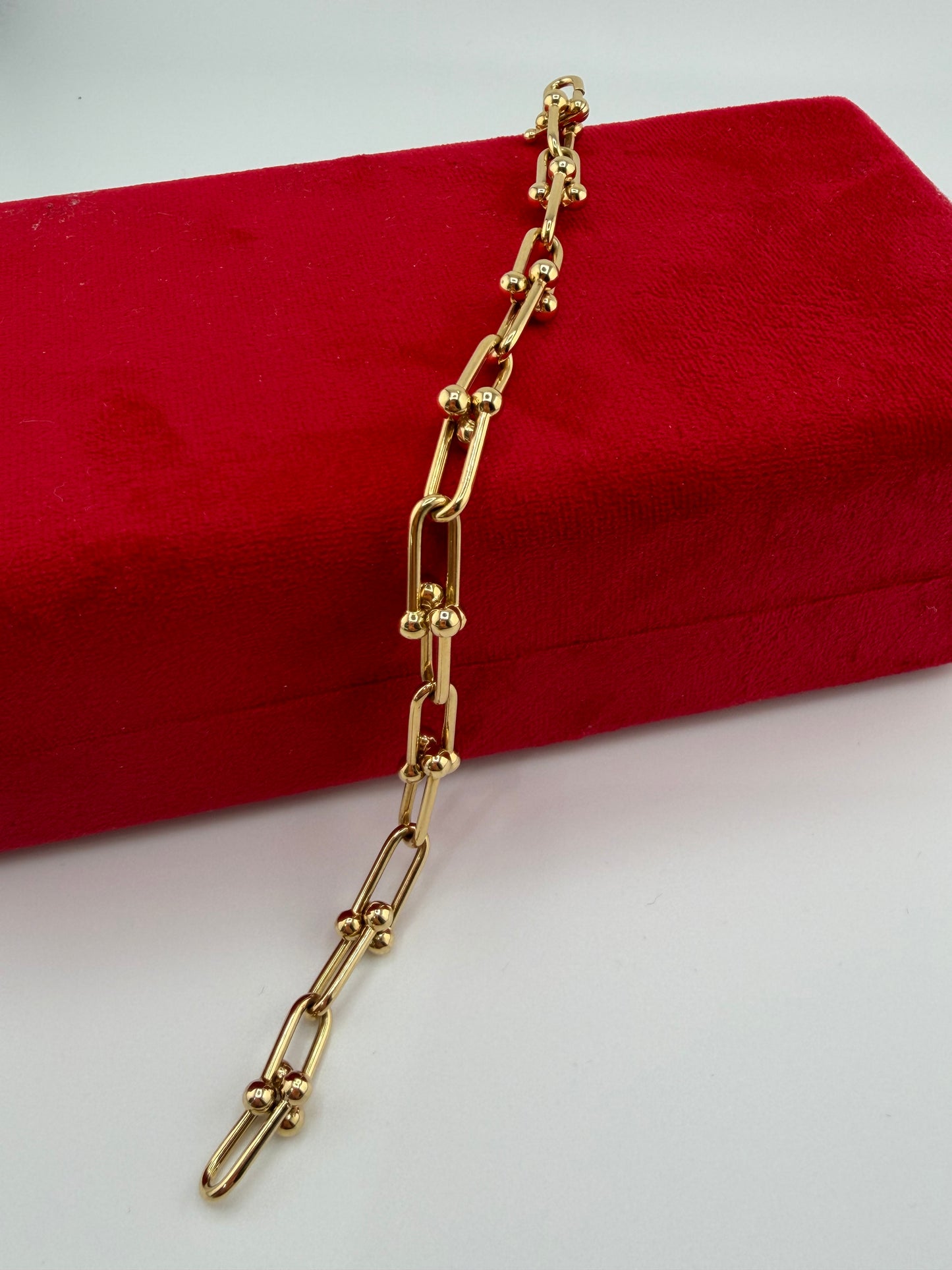 Bracelet à Maillons Uniformes en Or 18 Carats – Style Trombone