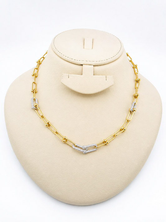 Collier style trombone en or 18 carats avec mailles en or blanc serties de zircon – 46 cm