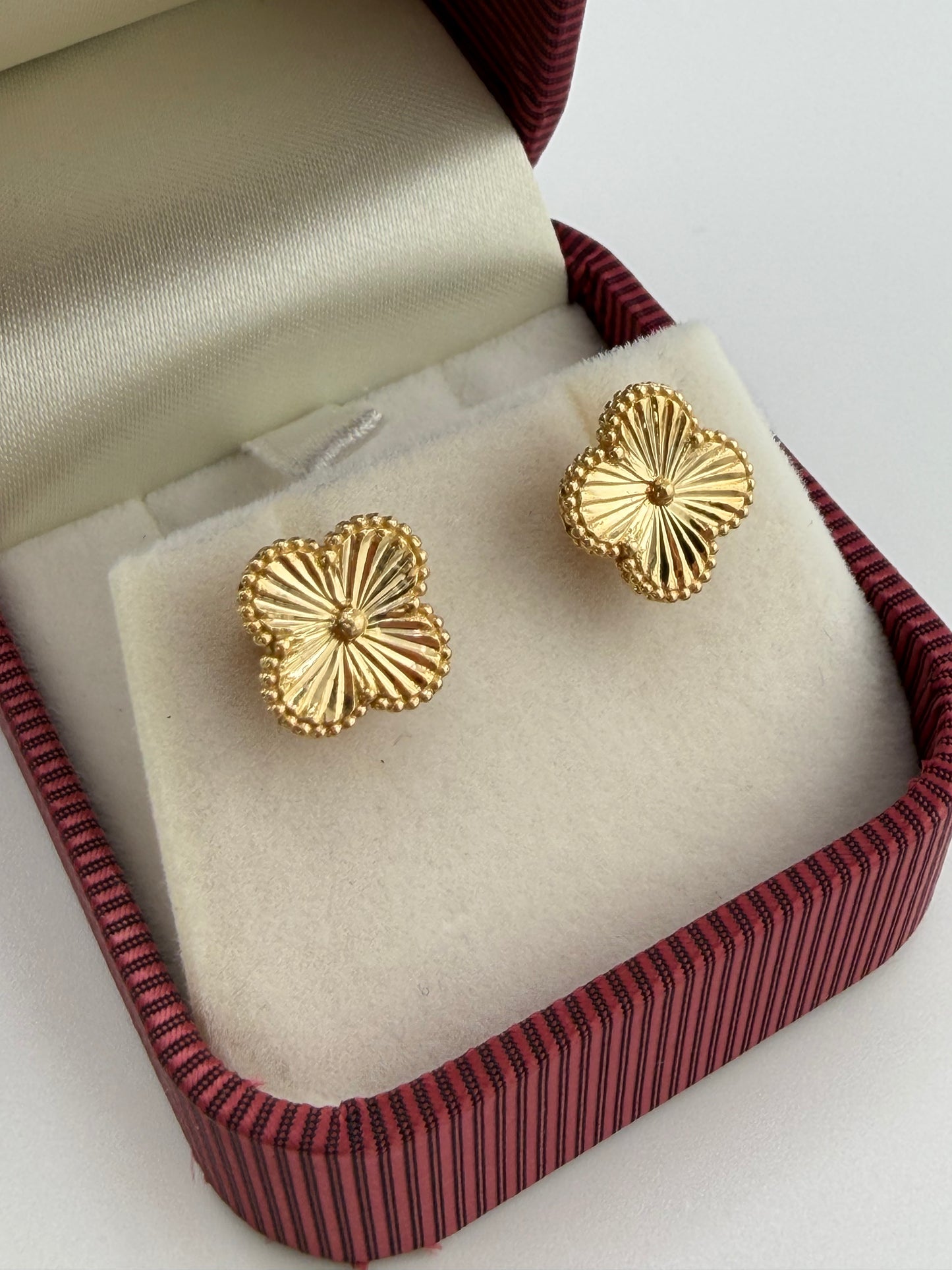 18K Gold Clover Earrings