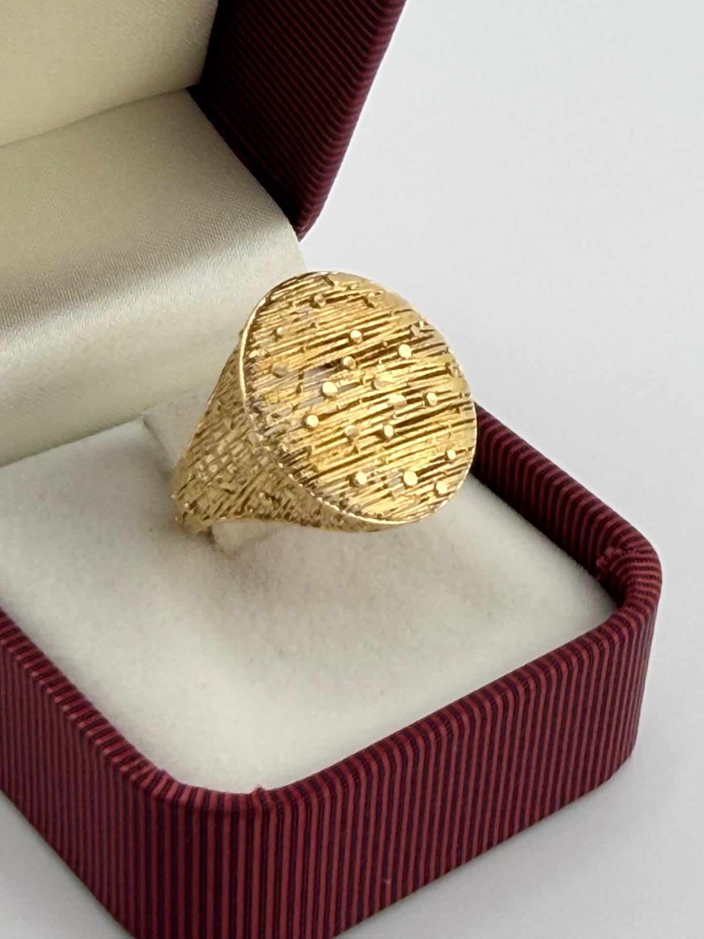 18K Gold Wide Textured Ring – Size 6