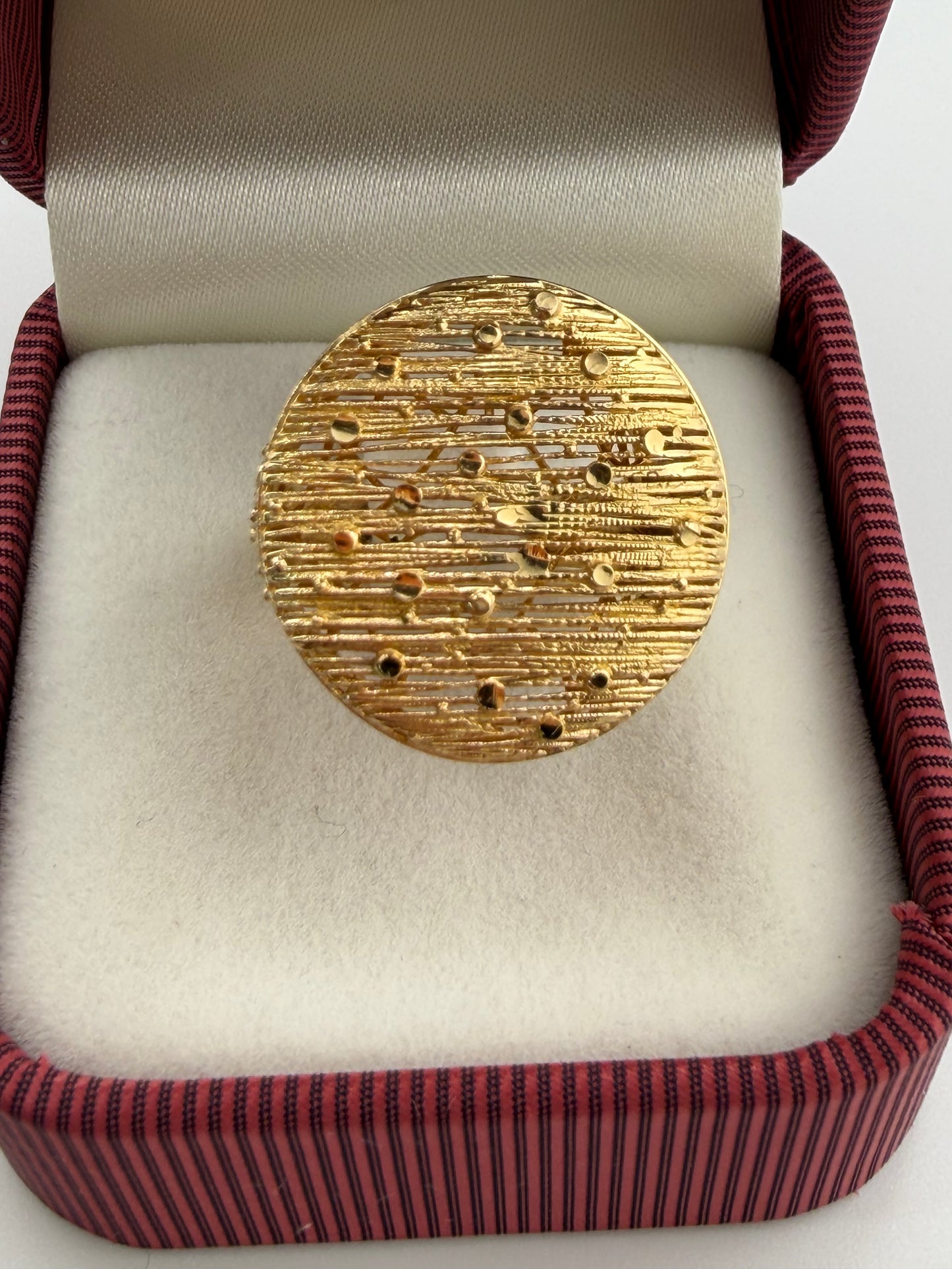 18K Gold Wide Textured Ring – Size 6