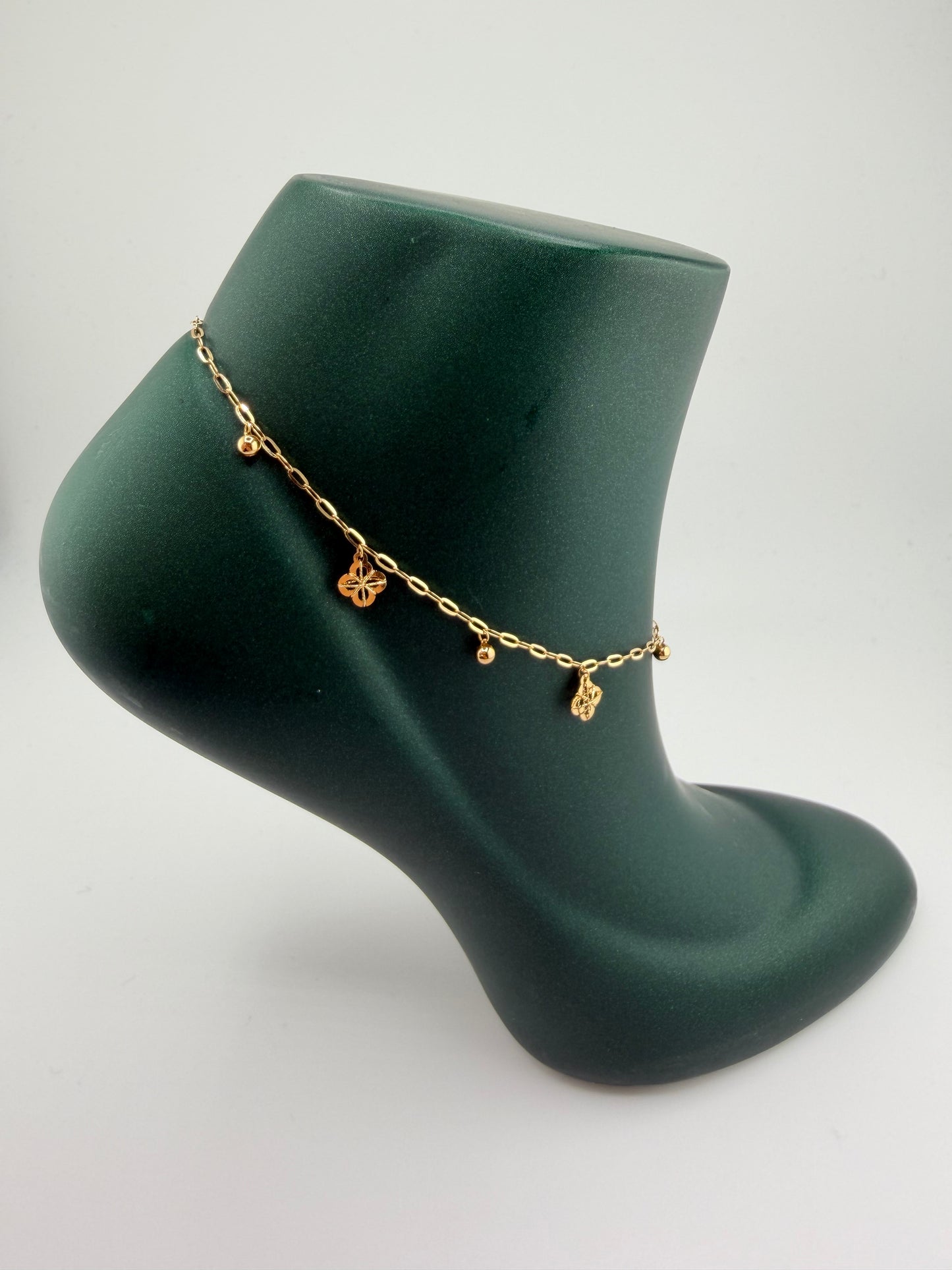 Bracelet de cheville trèfles en or jaune 18K