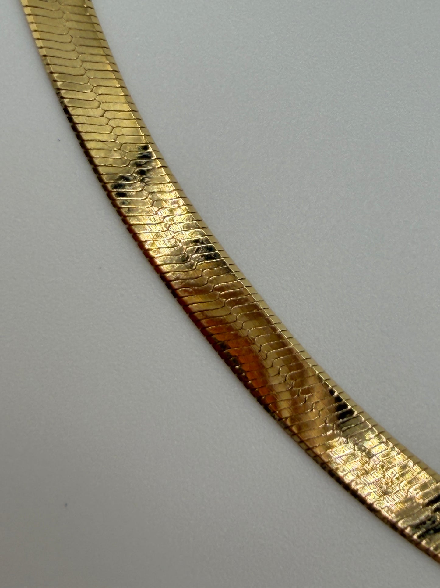 Collier maille serpent en or jaune 18K – 42 cm