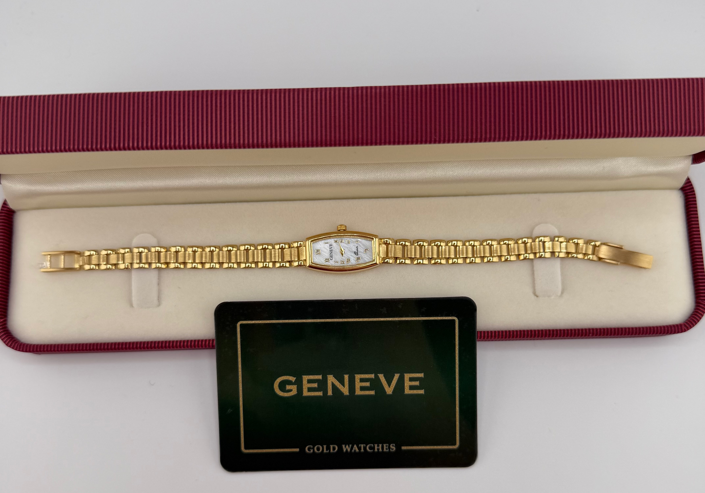 Montre Genève originale en or 18K –20,48 g – Certificat d’authenticité