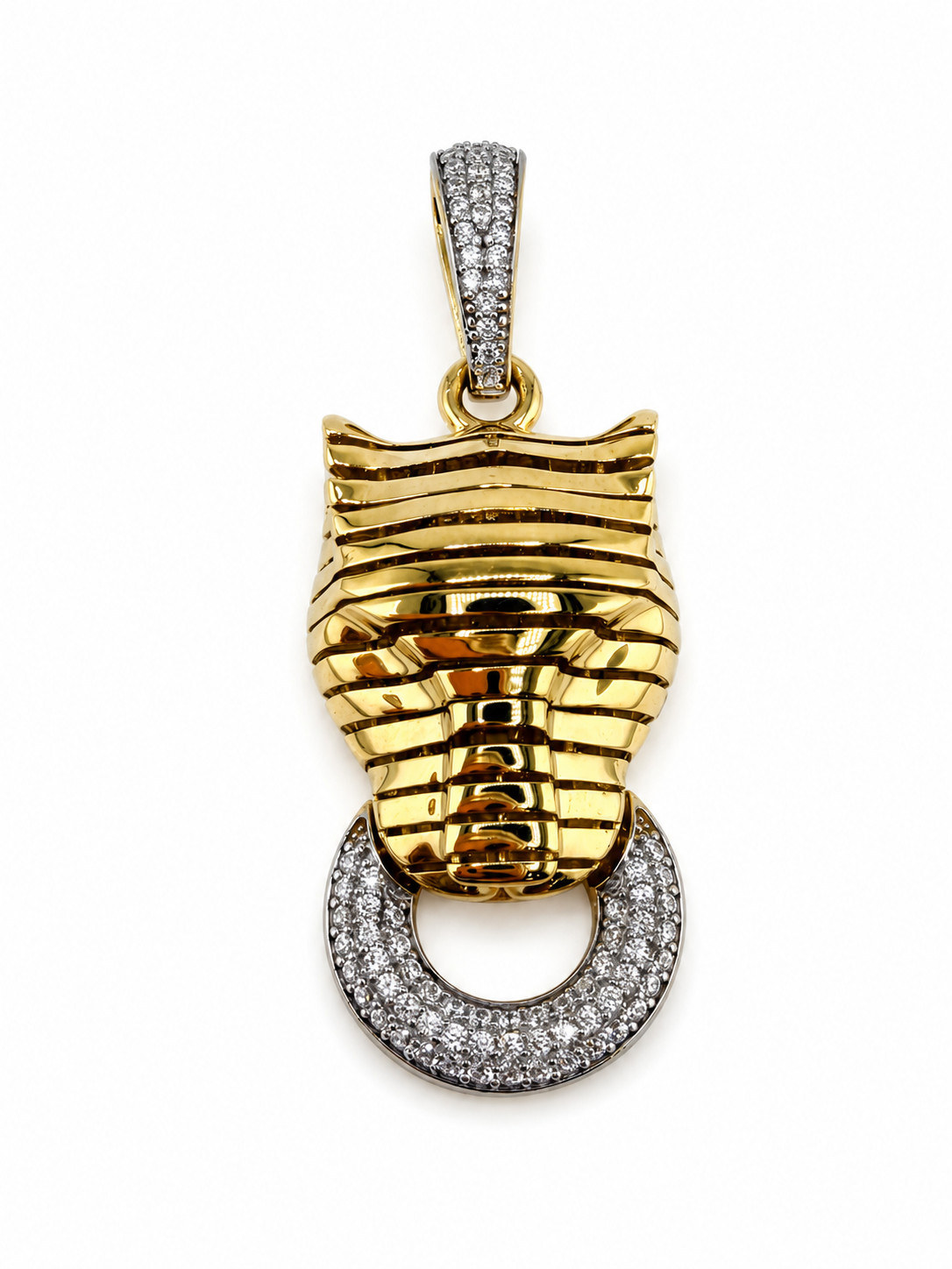 Pendentif Monaco articulé en or 18K avec zircons – 8,61 g