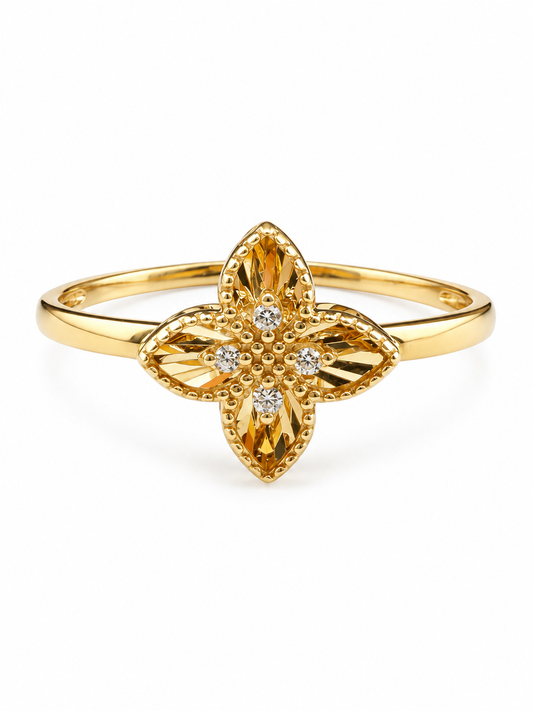 Petite bague fleur ajourée en or 18K 1.39g