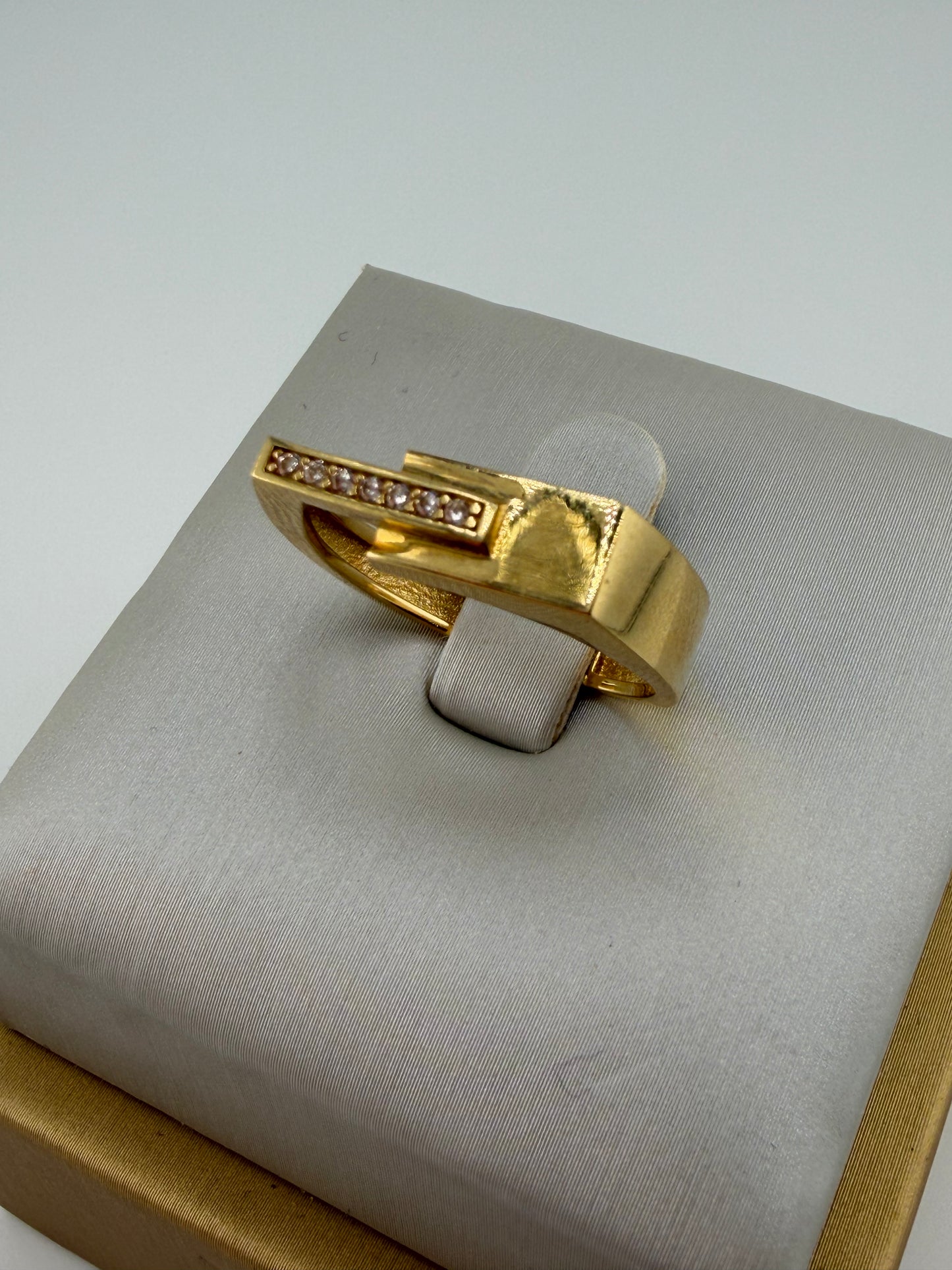Bague Ruban Scintillant en Or 18K — 4,22 g