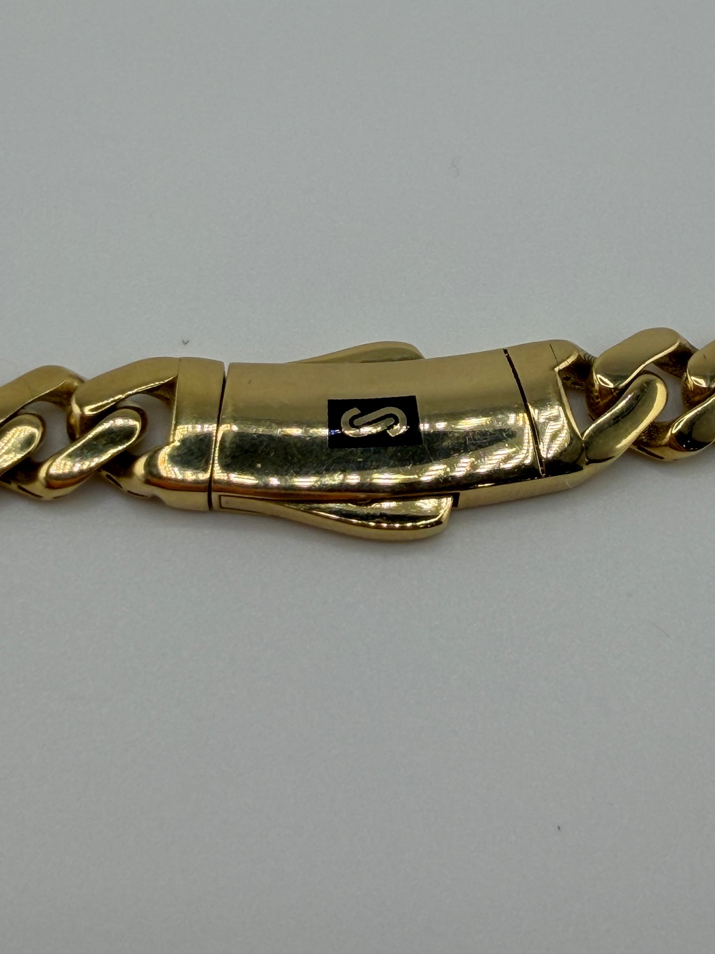 Collier Monaco Chain à maillons larges 8 mm en or 18K – 23,15 g