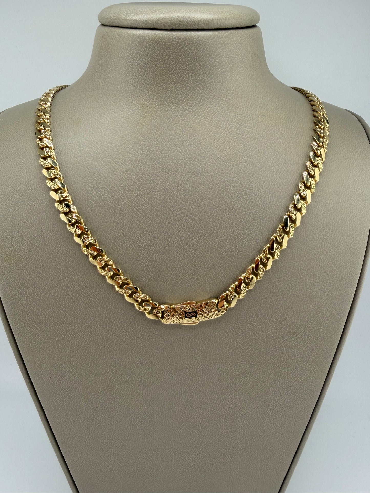 Collier Monaco Chain à coupe diamantée au laser en or 18K – 18,08 g