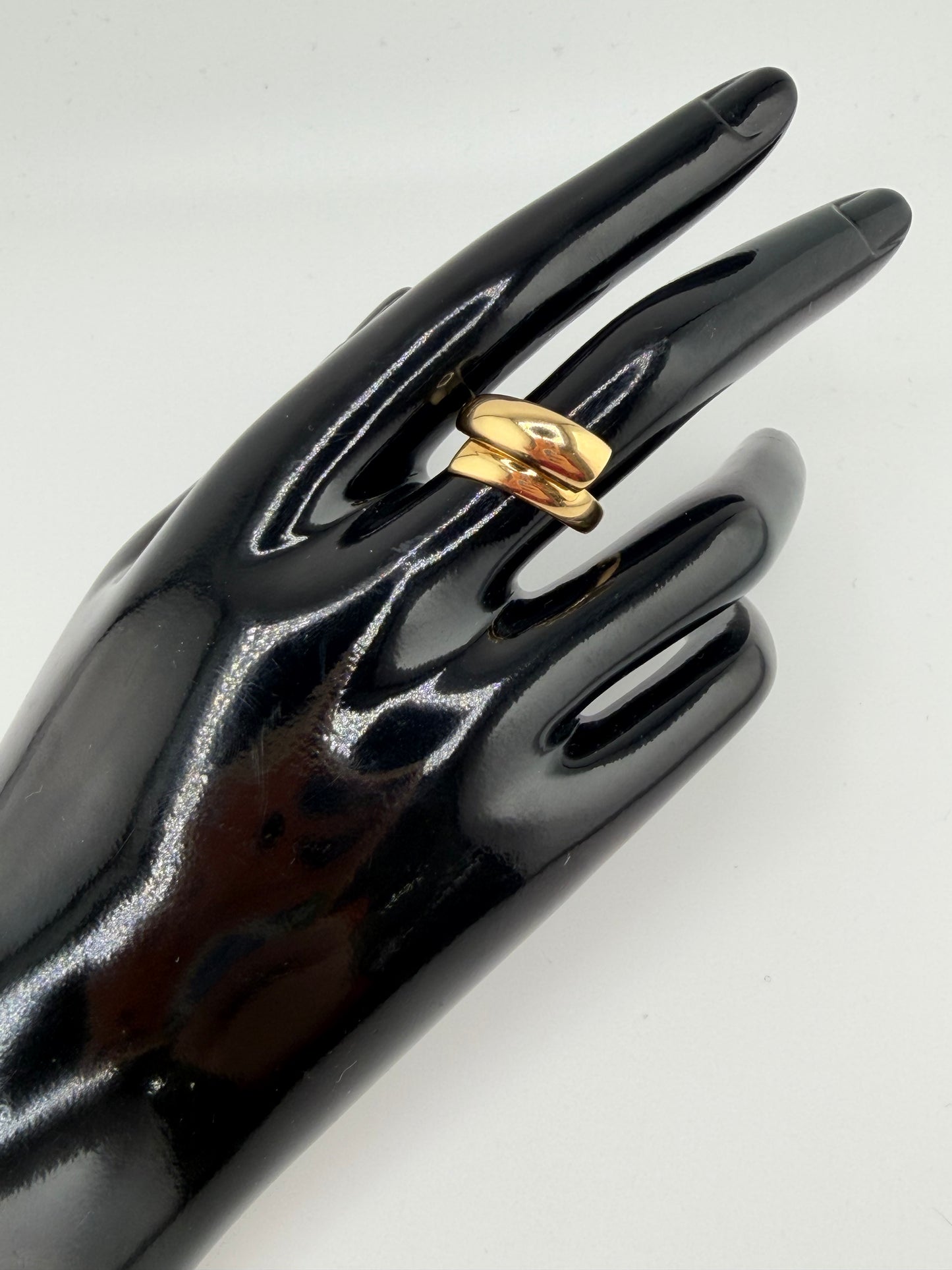 Bague ruban ajouré en or 18 carats – 2,64 g