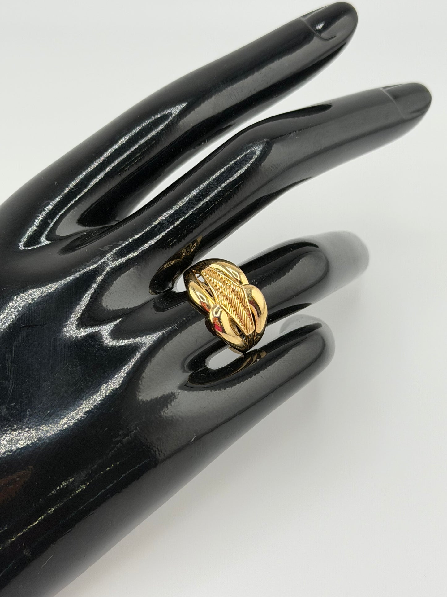 Bague Signature Tressée en or 18K – 2,29 g