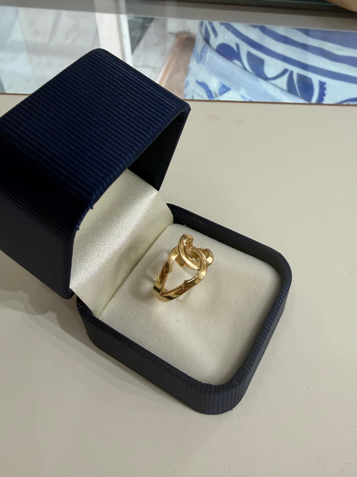 Bague en Or style Channel