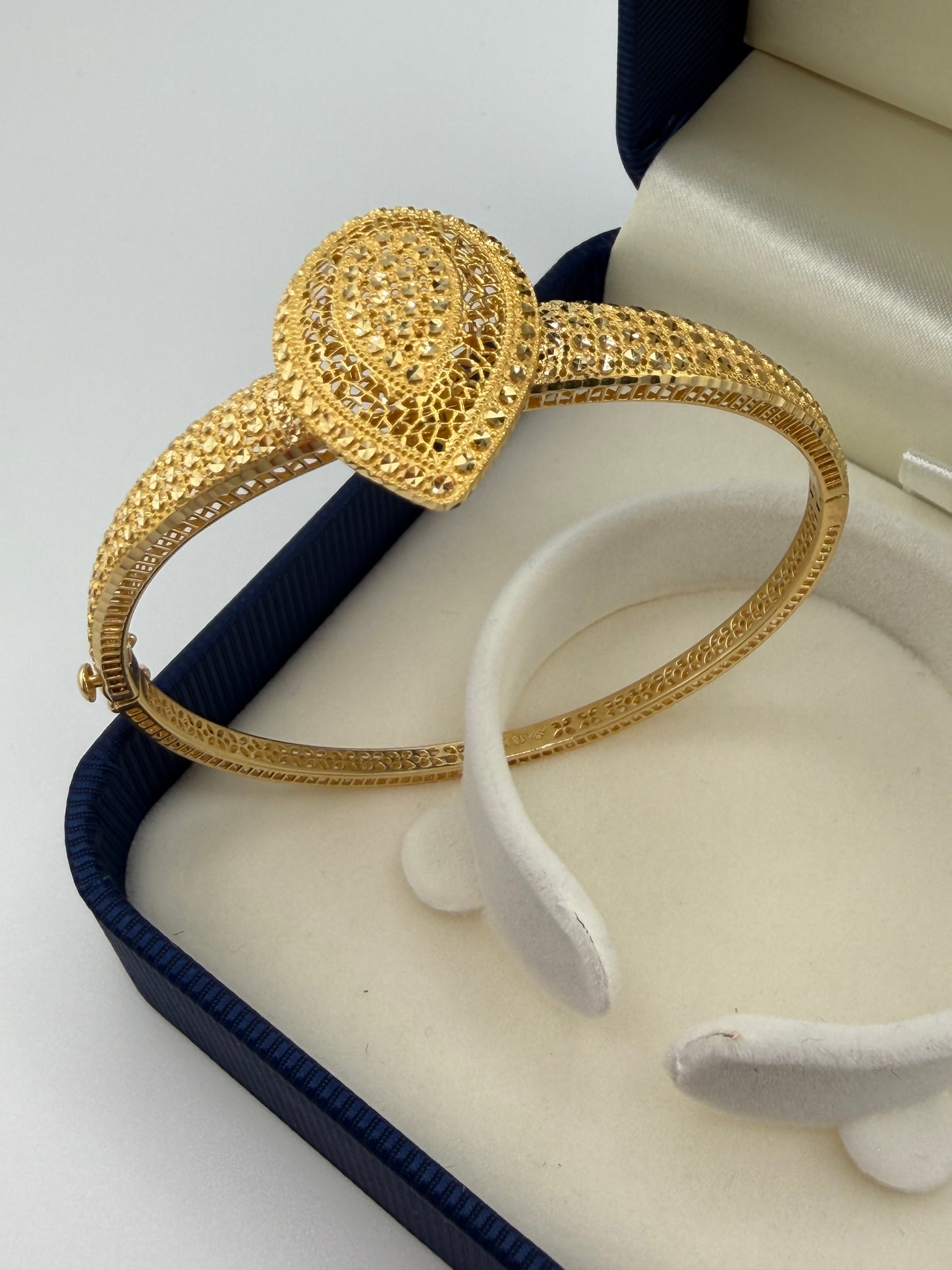 Bracelet en or 18 carats – 8,98 g