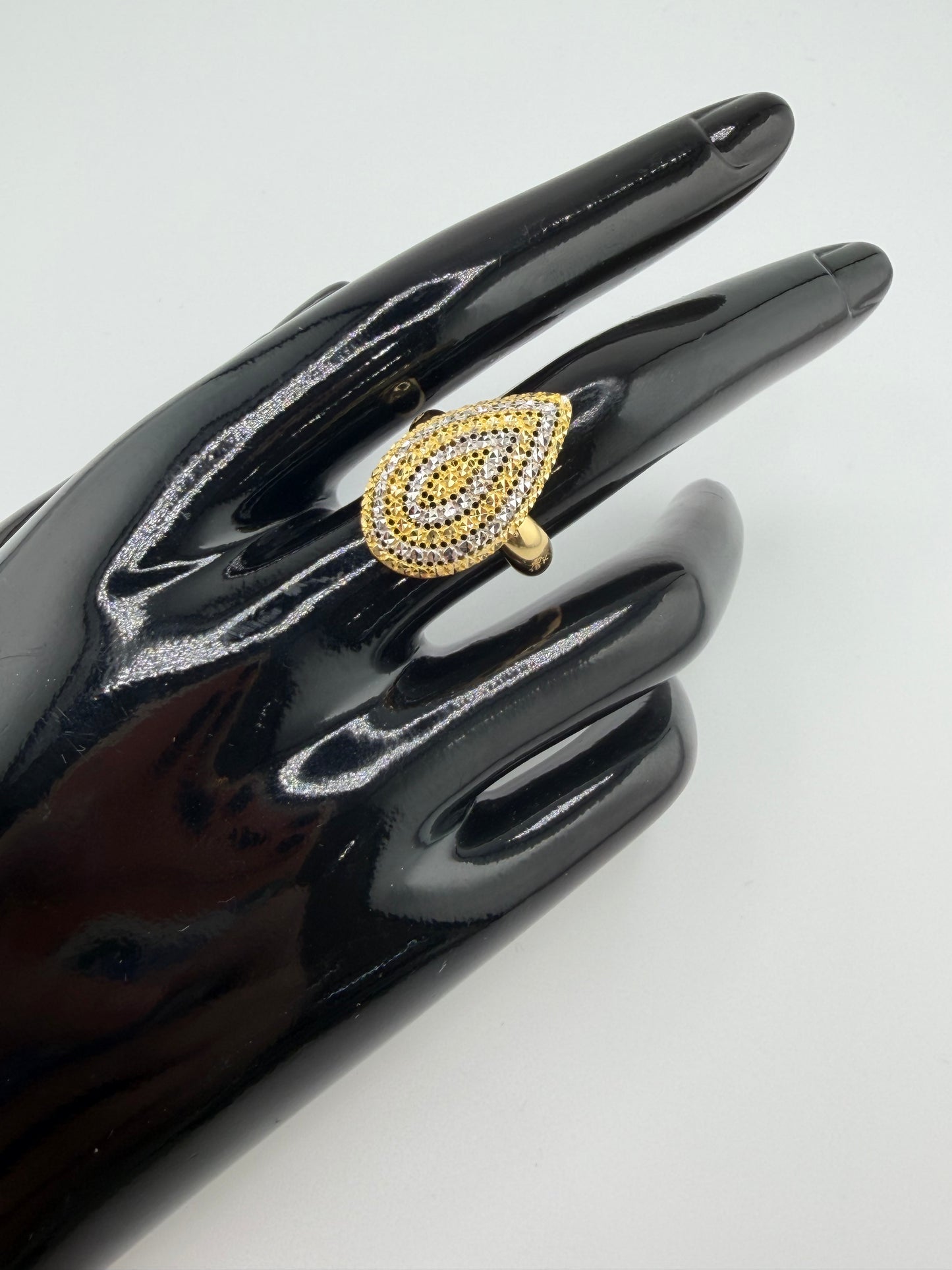Bague en or jaune et or blanc 18 carats – 2,47 g