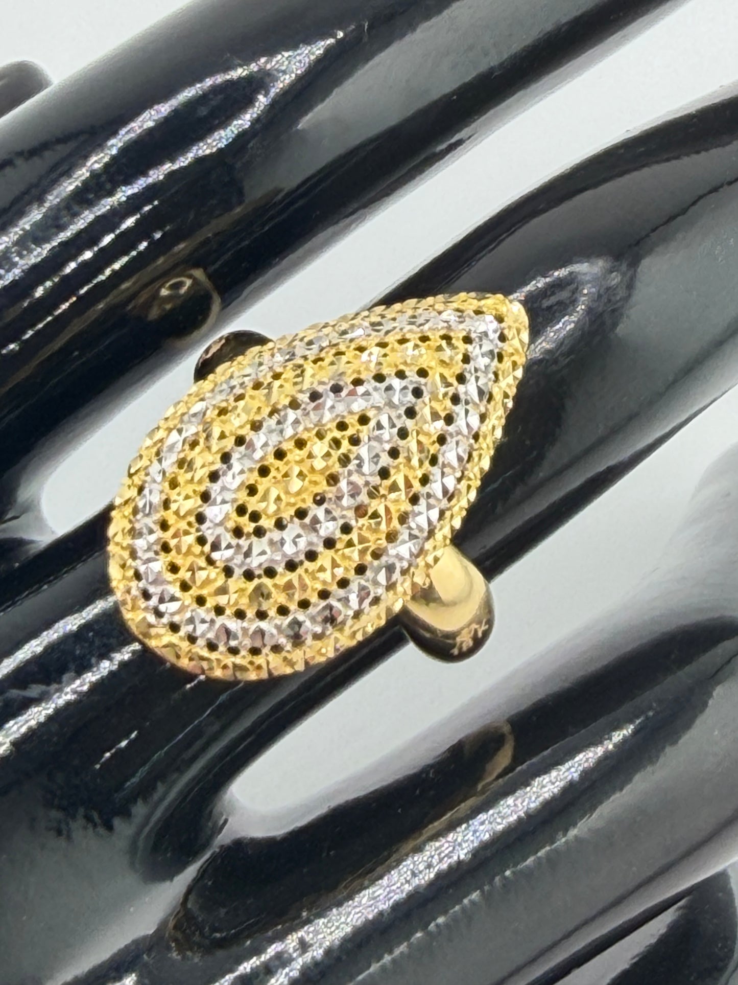 Bague en or jaune et or blanc 18 carats – 2,47 g